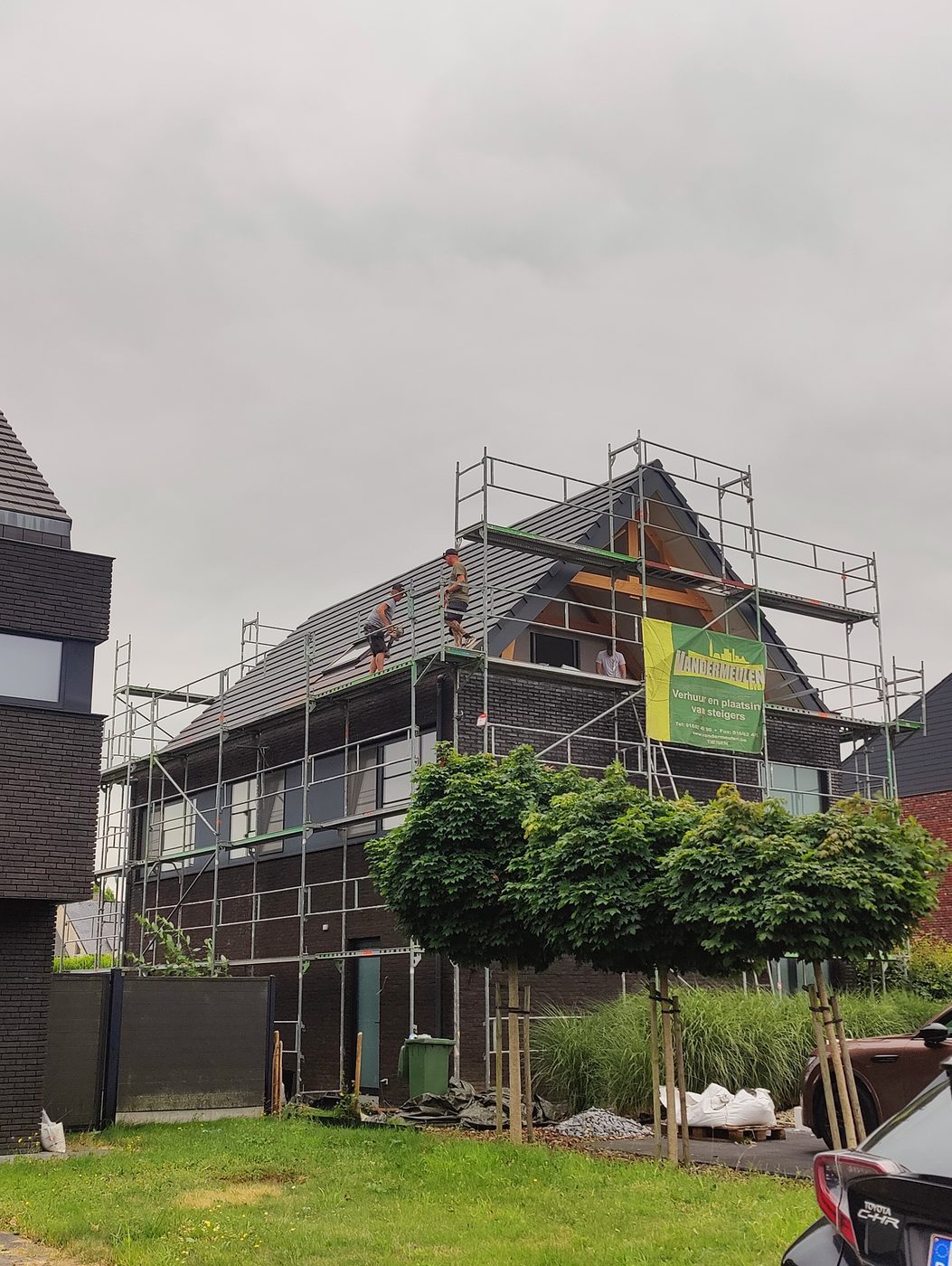 Woning M-J, Tijdens: Gebouw